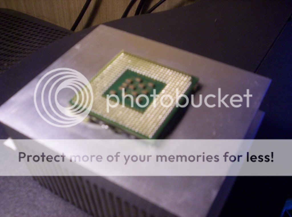 Removing a CPU from heatsink.